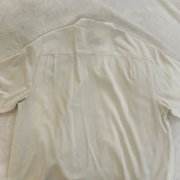 Tommy Bahama Button Down - Picture 4 of 4